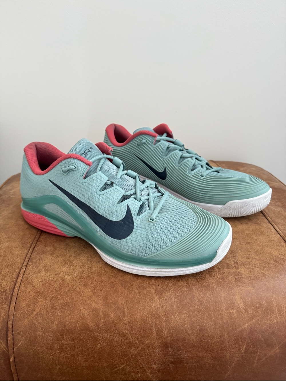 Nike Men’s Vapor 12 Tennis Shoes